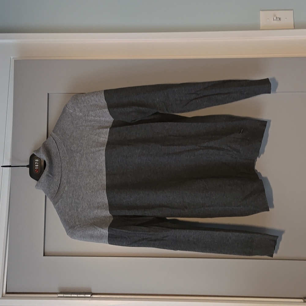 Women's sweater